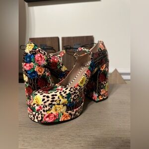 Platform Mary Jane Heels - Floral & Leopard Print in Multicolor
